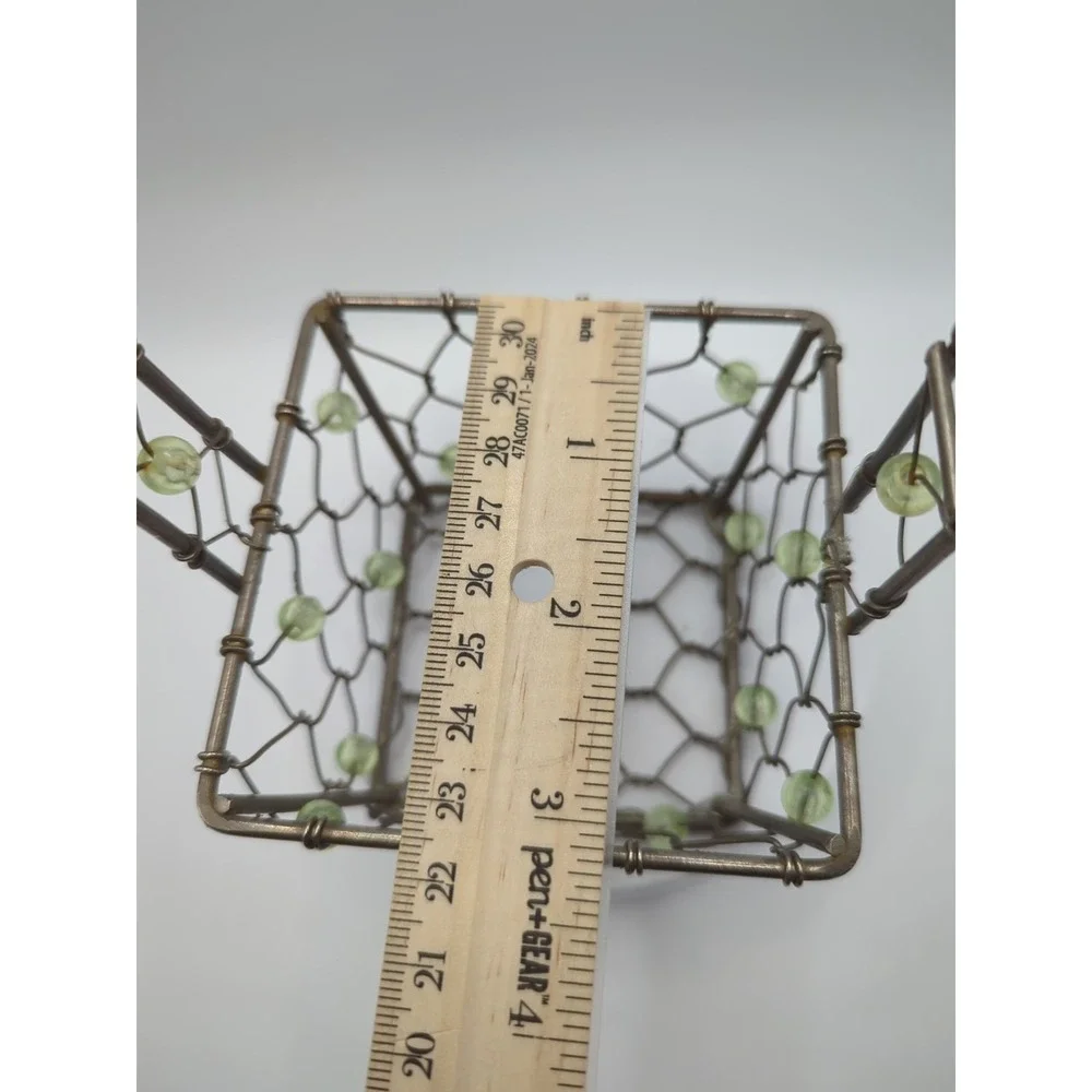 Unbranded vintage square